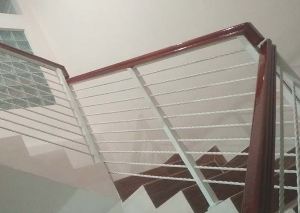 jasa pembuatan dan pemasangan railing tangga dan balkon